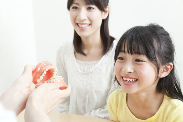 子どもの矯正と大人の矯正